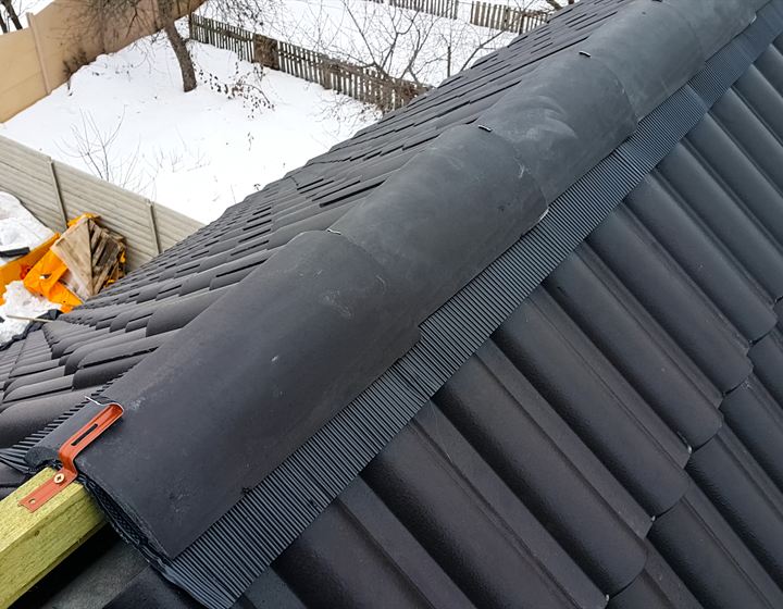 Dry Ridge Roofing by Validus Roofing